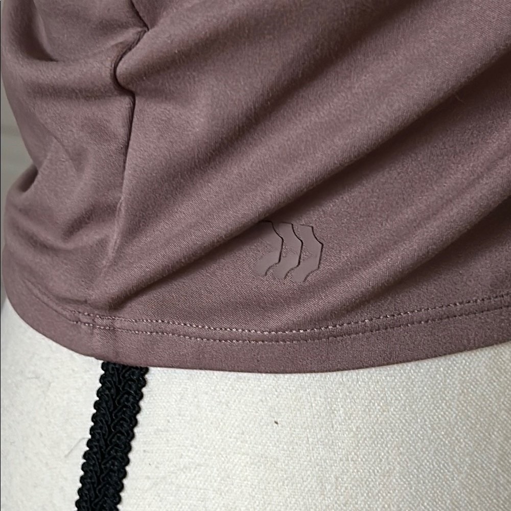 All in Motion Pink/Brown Mauve Fitted Crop Athletic Tank Top - Picture 5 of 8